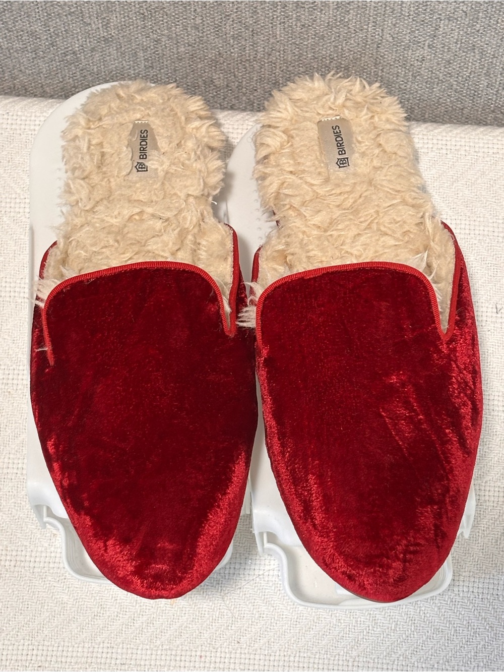 🩵🌷Birdies Red Velvet Faux-Fur Slip-Ons